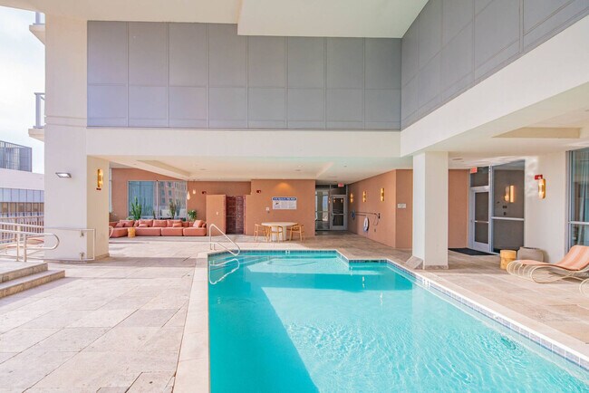 Building Photo - 44 W Monroe St