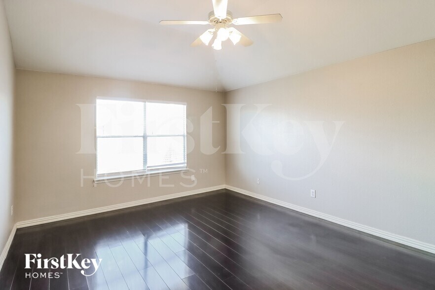 Building Photo - 14048 Tanglebrush Trail