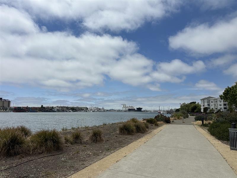waterfront walk - 3 Embarcadero W