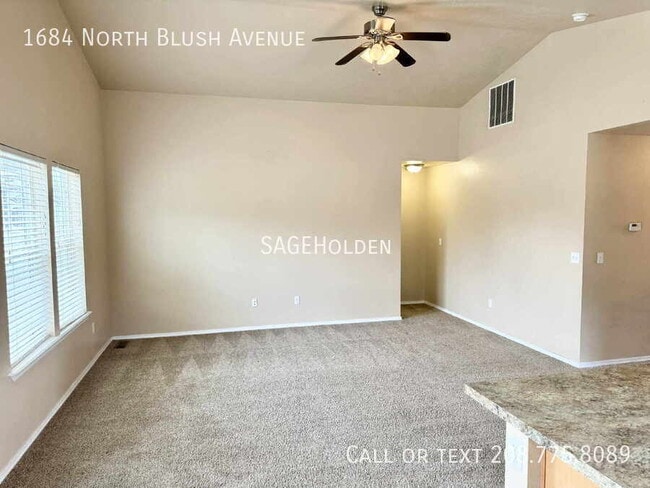 Building Photo - 1684 N Blush Ave