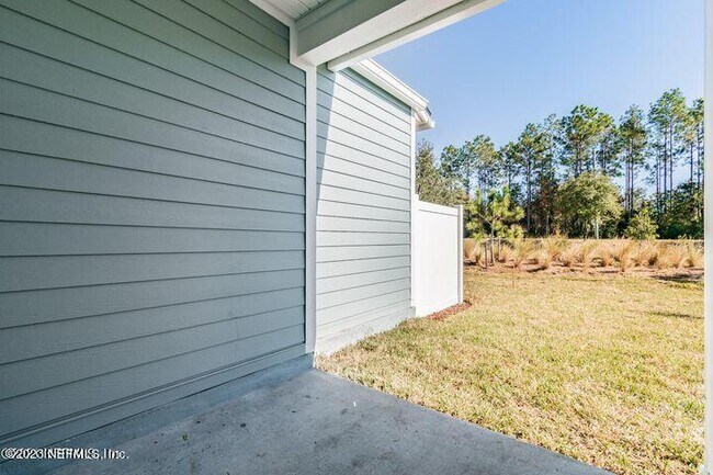 Building Photo - 344 Pine Bluff Dr