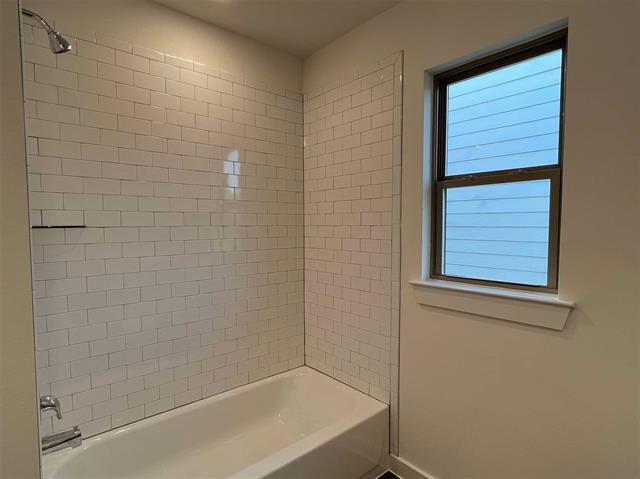 Building Photo - 2526 S Fannin Ave