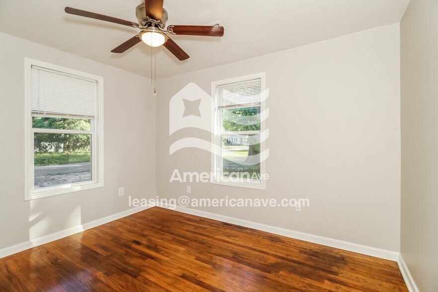 Building Photo - 2208 Ervin St