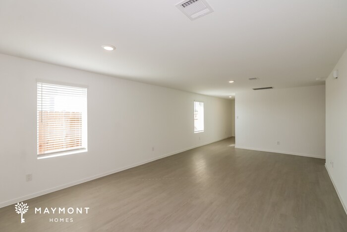 Building Photo - 3004 Majestic Sunrise Dr