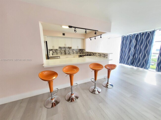 Building Photo - 501 Three Islands Boulevard