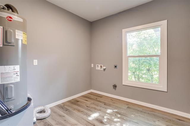 Building Photo - 1117 E Cantey St