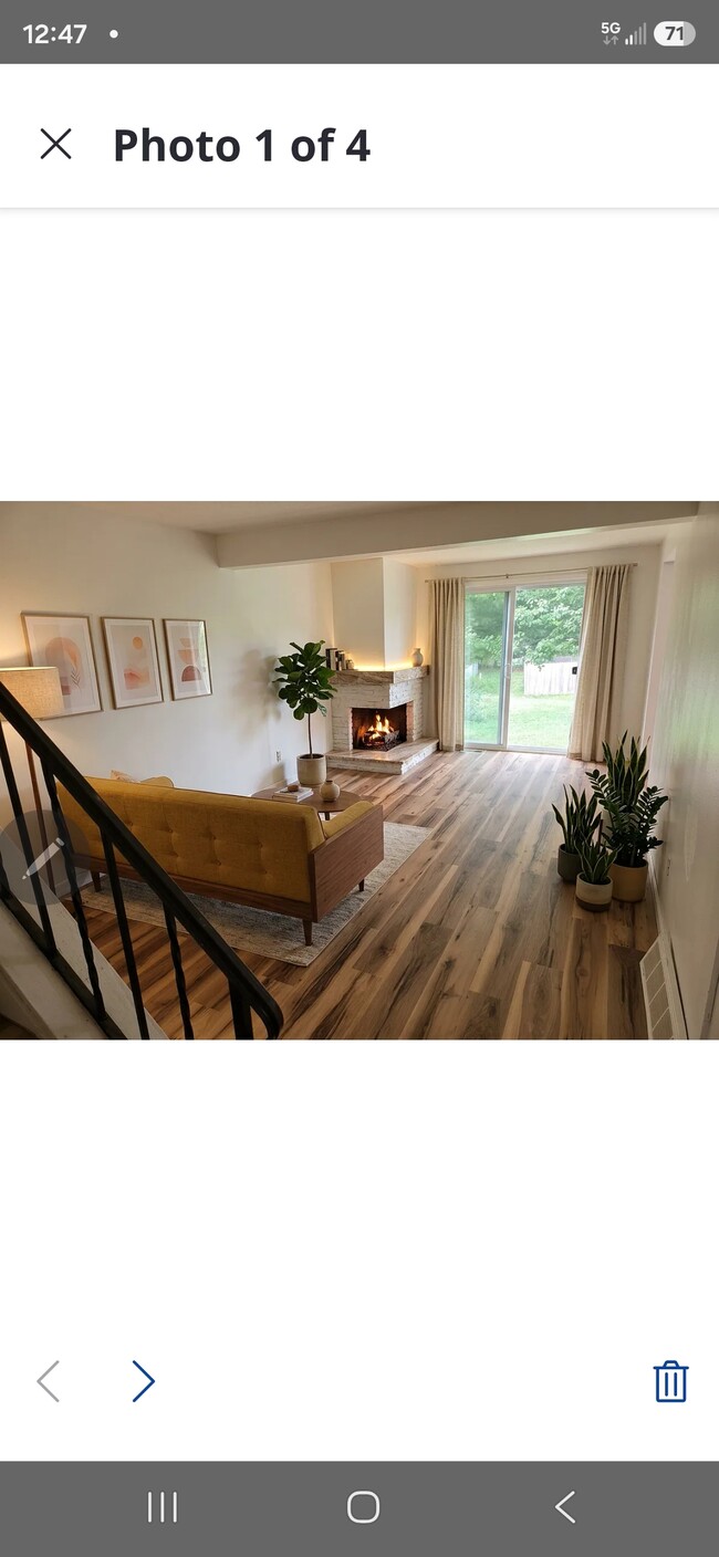 Building Photo - 8097 Weblank Way