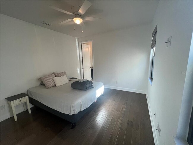 Building Photo - 7689 Toscana Blvd