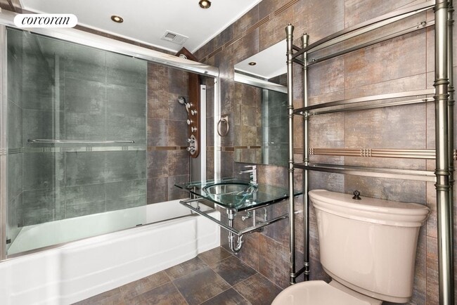 Building Photo - 870 United Nations Plaza