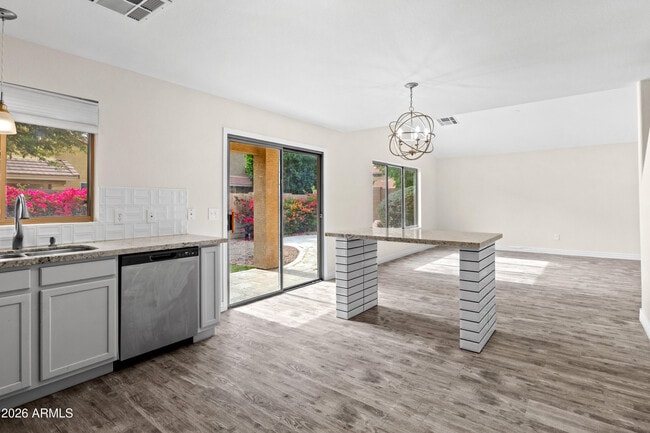 Building Photo - 4051 E Melinda Ln