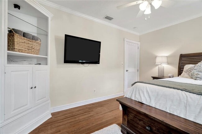 Building Photo - 3002 W Alline Ave