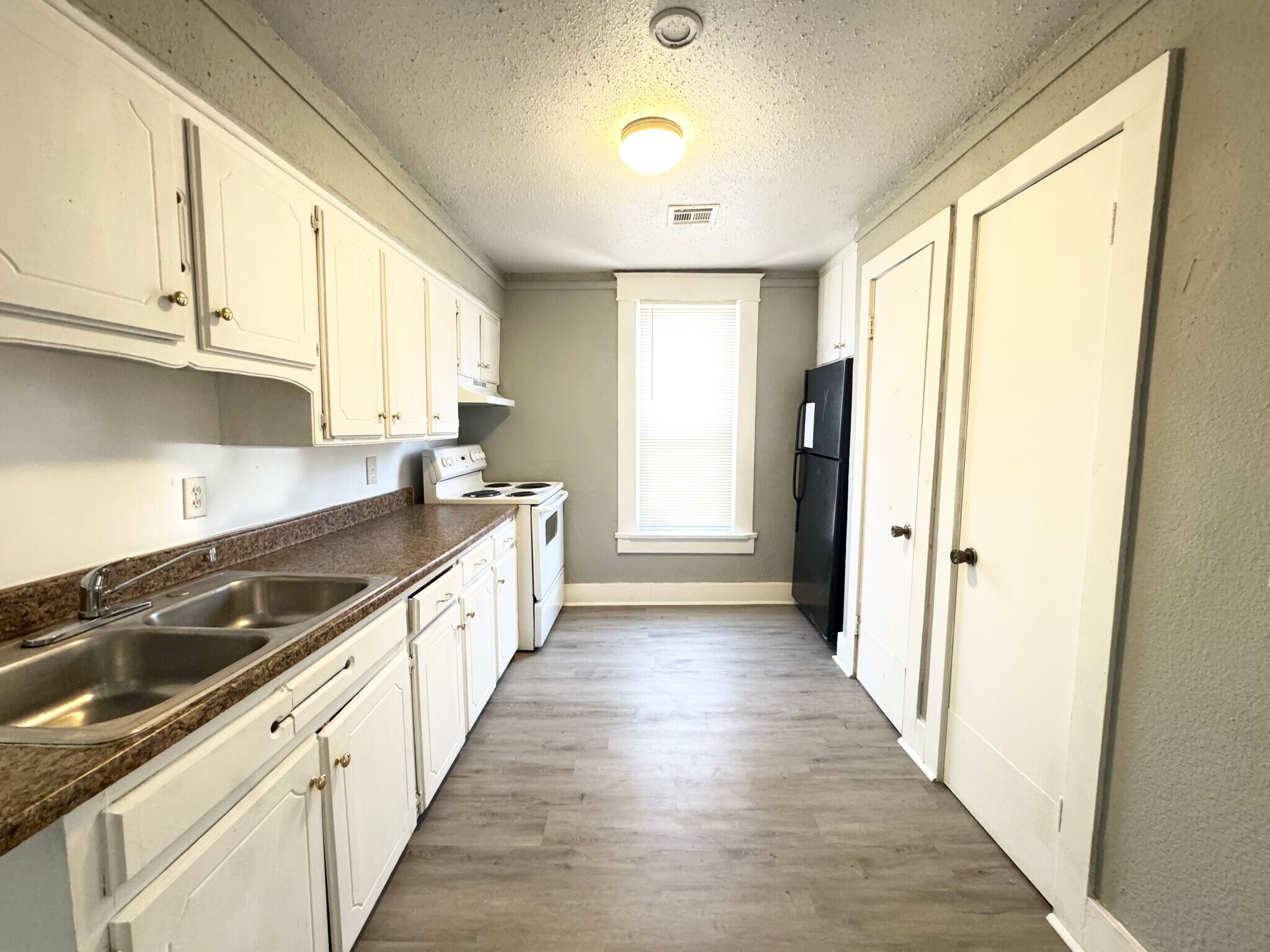 Building Photo - 1119 NW 9th St