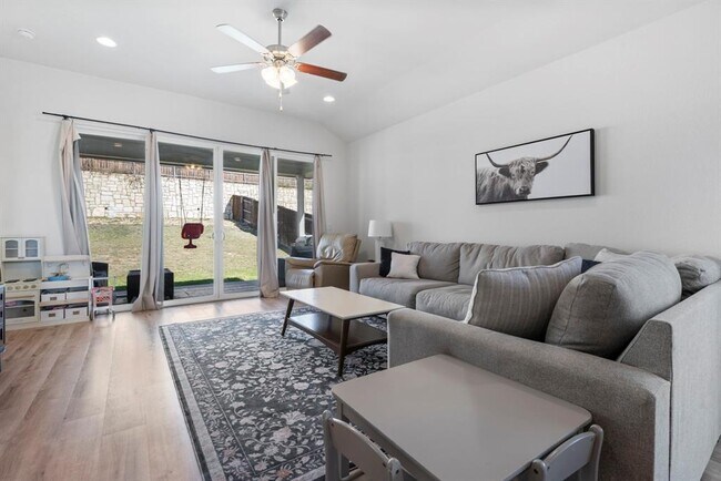 Building Photo - 620 Peace Pipe Way