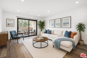 Building Photo - 501 Palisades Dr