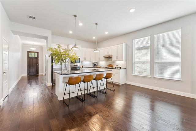 Building Photo - 3414 Charleston Dr