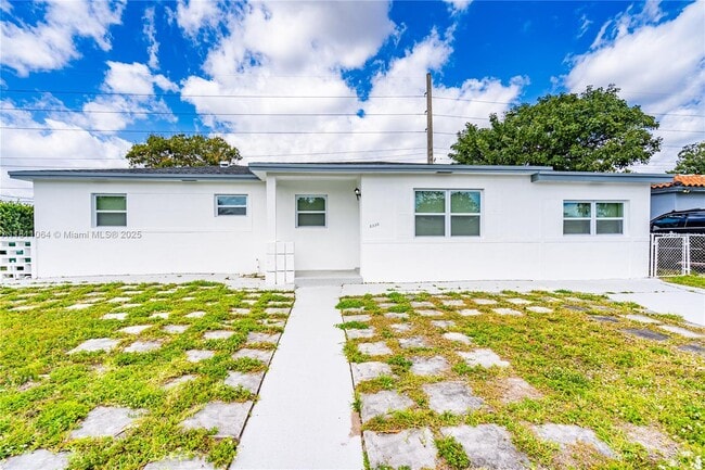 Primary Photo - 8330 NW 35th Pl
