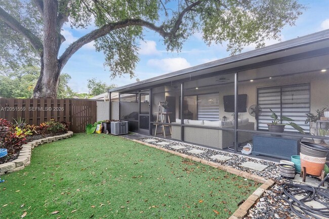 Building Photo - 1581 NW 98th Way