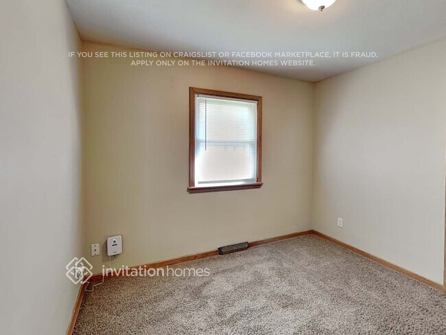 Building Photo - 2113 55th Ave N