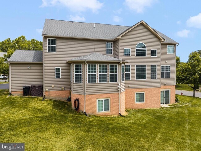 Building Photo - 40463 Aldie Springs Dr