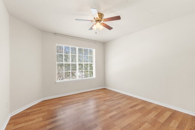Building Photo - 3111 Holly Ranch Dr