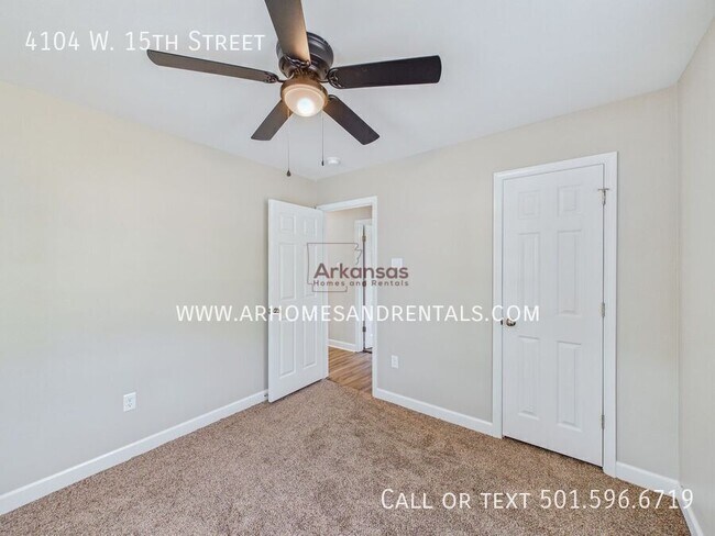 Building Photo - 4104 W 15th St