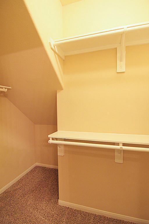 Building Photo - 8118 Malago Point Dr