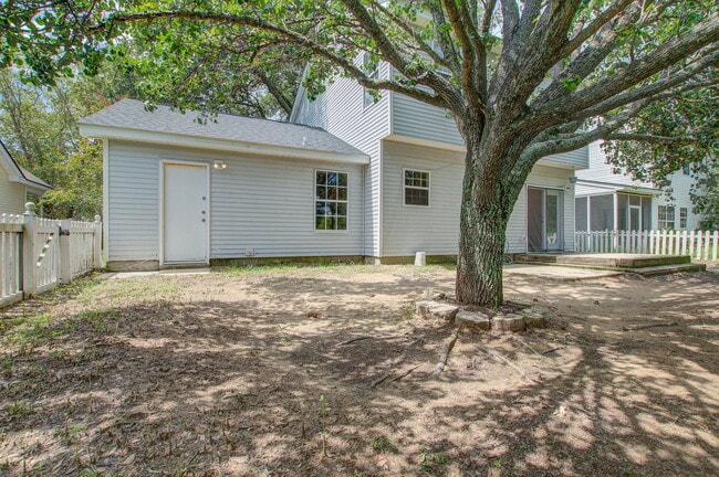 Building Photo - 1559 Harborsun Dr