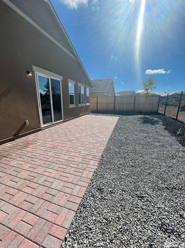 Building Photo - 7255 Rutherford Dr