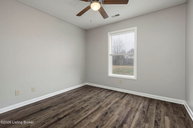 Building Photo - 8815 Woodpointe Blvd