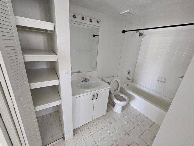 Building Photo - 12172 St.Andrews Pl