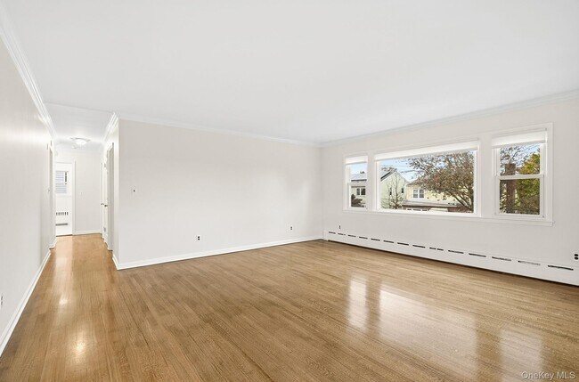 Building Photo - 222 Park Ave