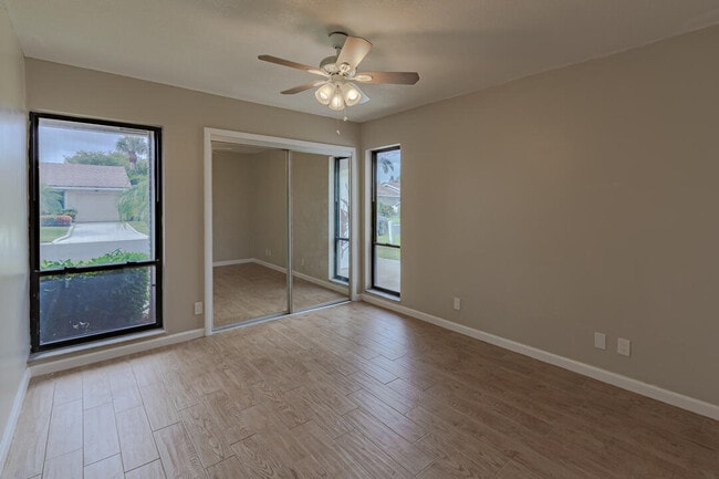 Building Photo - 2525 SW Egret Pond Cir