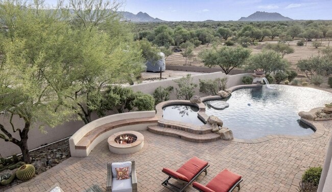 Building Photo - 13639 E Hedgehog Pl