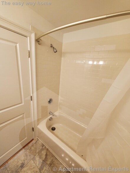 Building Photo - 134 Summer St