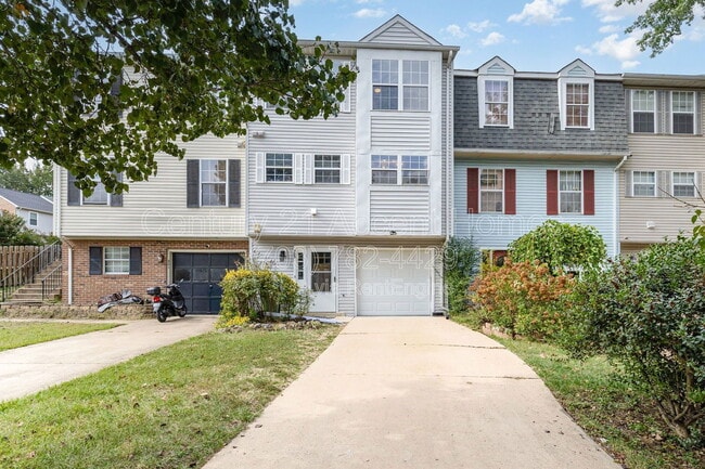 Primary Photo - 203 Blueridge Ct
