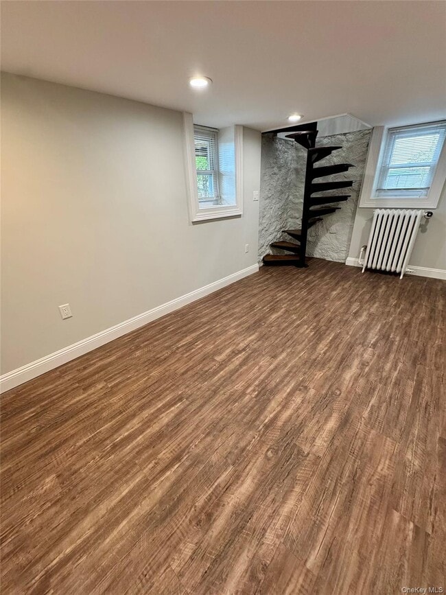 Building Photo - 47 S Middletown Rd