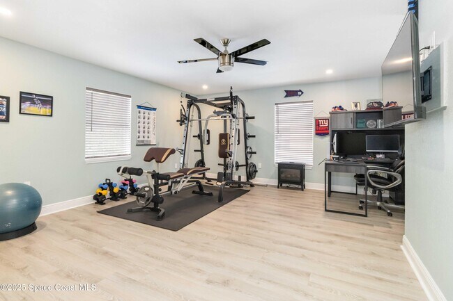 Building Photo - 1149 Scyphers St NE