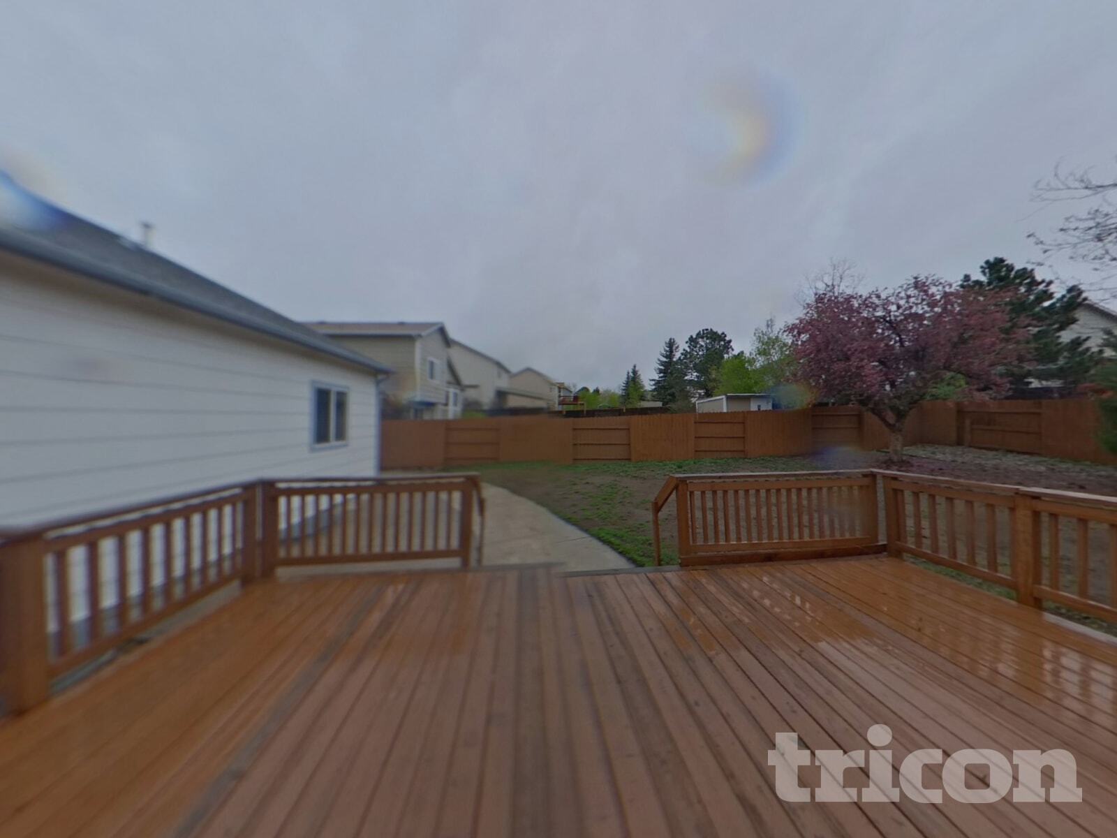 Building Photo - 5950 Fescue Dr