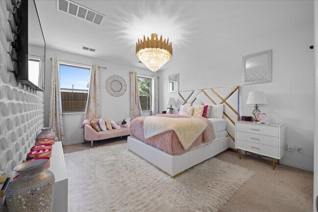 Building Photo - 13217 Ridings Dr