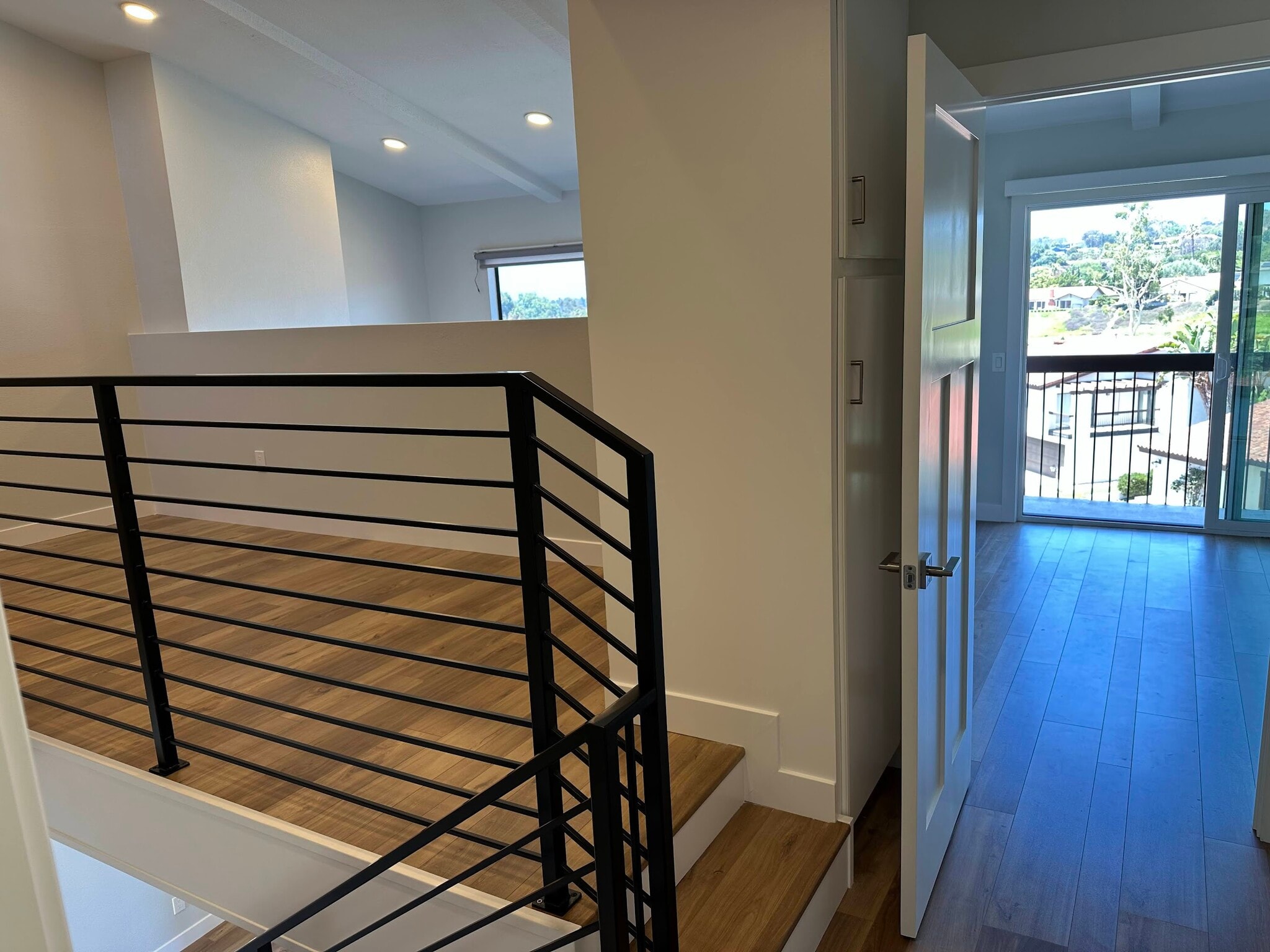 Building Photo - 1043 Santa Helena Park Ct