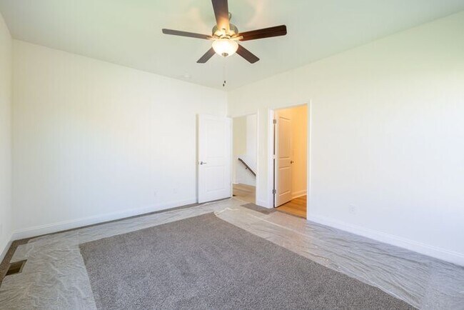 Building Photo - Welcome to Terra Vista located in Hardin V...