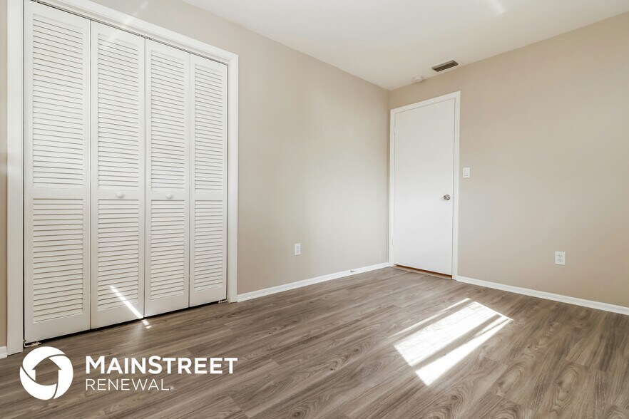 Building Photo - 9185 Chase St