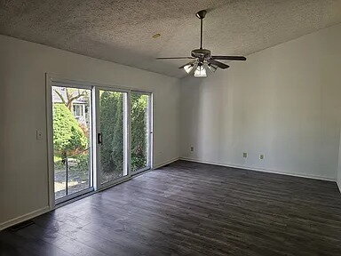Building Photo - Beautiful and spacious 3 bedroom 2 full bath ranch in the highly desired Pickerington Schools dis...