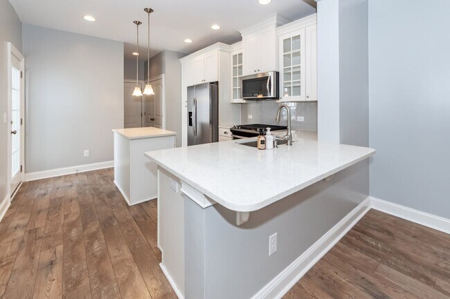 Building Photo - 3437 Fairwater Pl