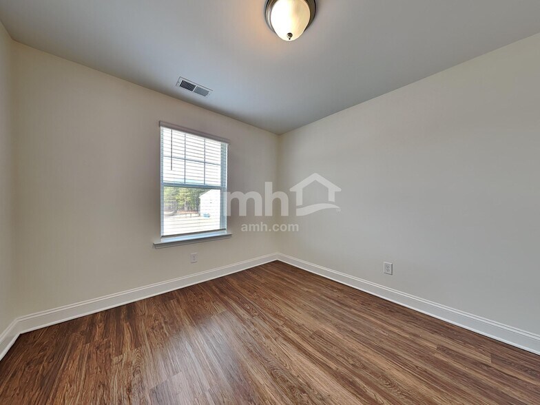 Building Photo - 1204 Bethany Dallas Dr