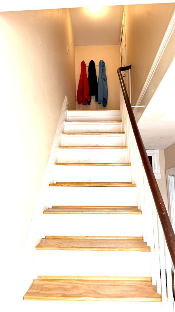 Building Photo - All Inclusive West End Condo-Fully Furnished with Parking!