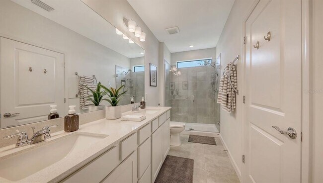 Building Photo - 6476 Silverstar Dr