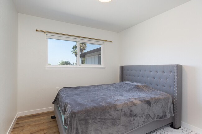 Building Photo - 12365 Horado Rd