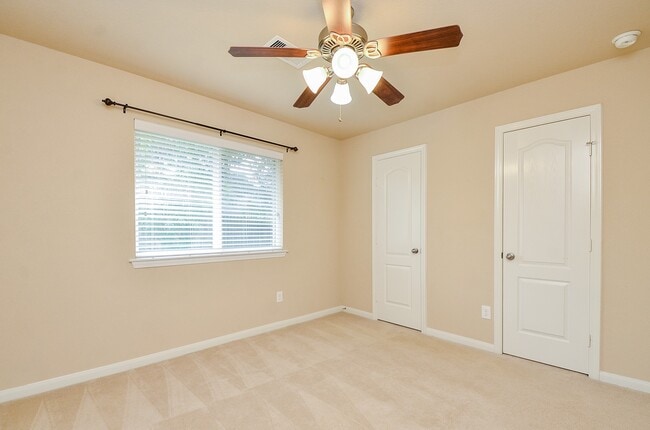 Building Photo - 6022 Preserve Ln