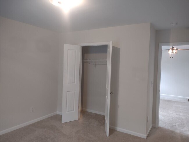 Building Photo - Wonderful Two Story Four Bedroom Three Full Bathrooms Home in Elgin SC